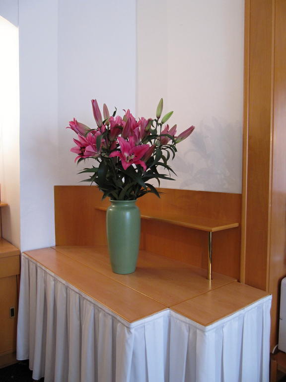 Machova Hotel Prague Exterior photo