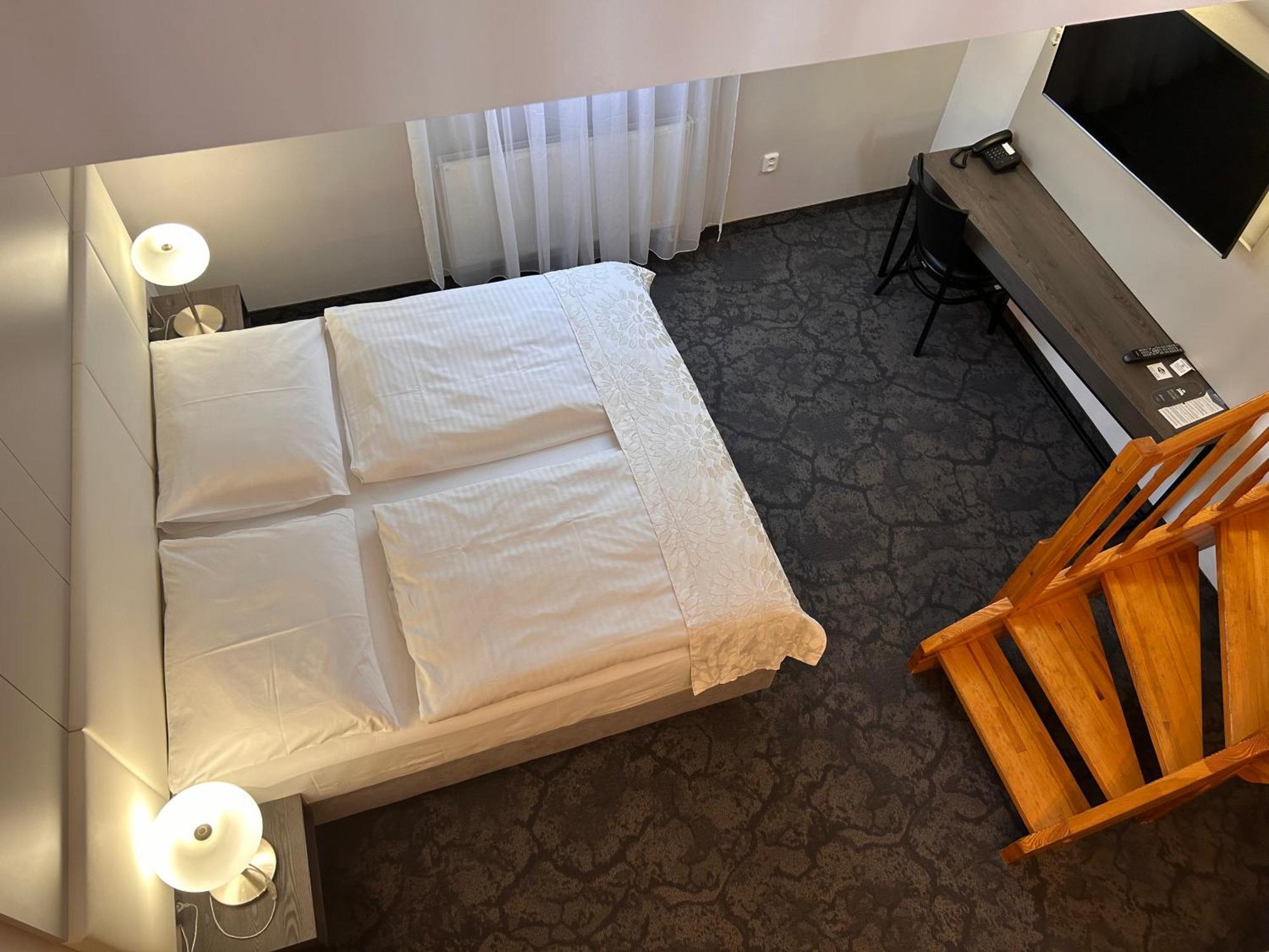 Machova Hotel Prague Exterior photo
