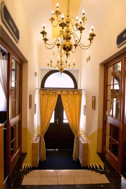 Machova Hotel Prague Exterior photo